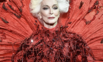 Carmen Dell'Orefice at the Guo Pei Show at 85