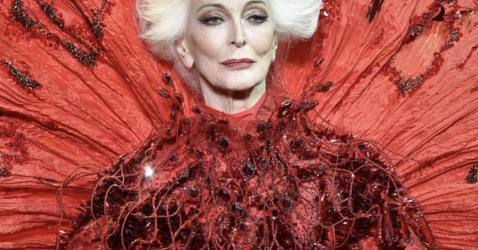 Carmen Dell'Orefice at the Guo Pei Show at 85